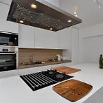 Apartament Letica *