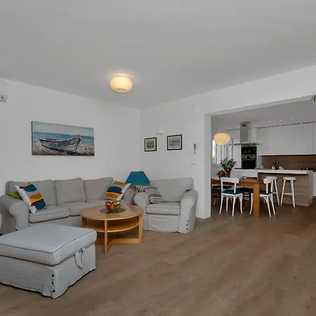 Letica Apartmán *