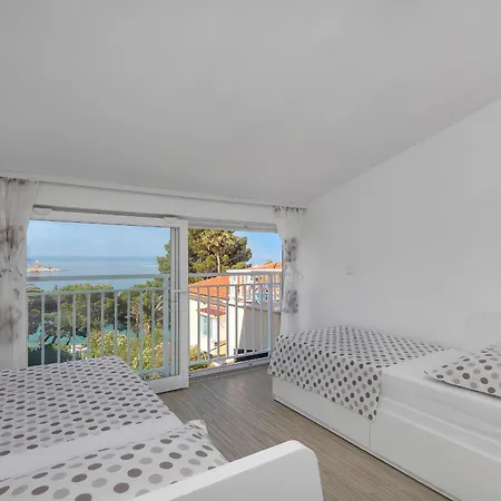 Letica Apartmán Makarská