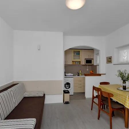 Letica Lägenhet Makarska